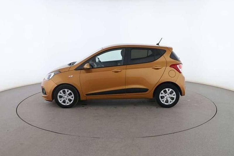 Usado Hyundai i10 GO! 67 CV (49 kW) 2016 Naranja Utilitario