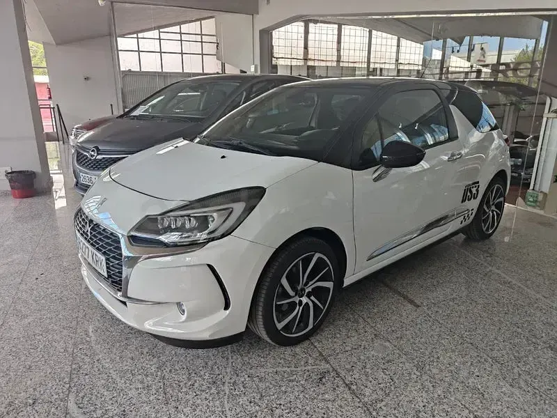 Usado DS Automobiles DS3 Style 99 CV (72 kW) 2018 Blanco Berlina