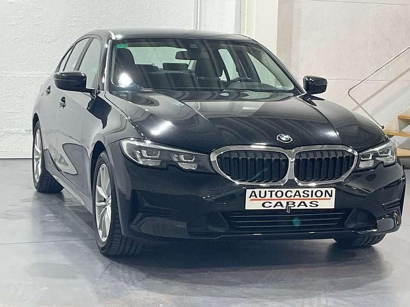 Usado BMW 318 150 CV (110 kW) 2019 Negro Berlina