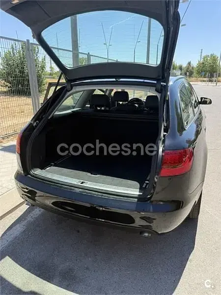 Usado Audi A6 140 CV (102 kW) 2008 Negro Familiar