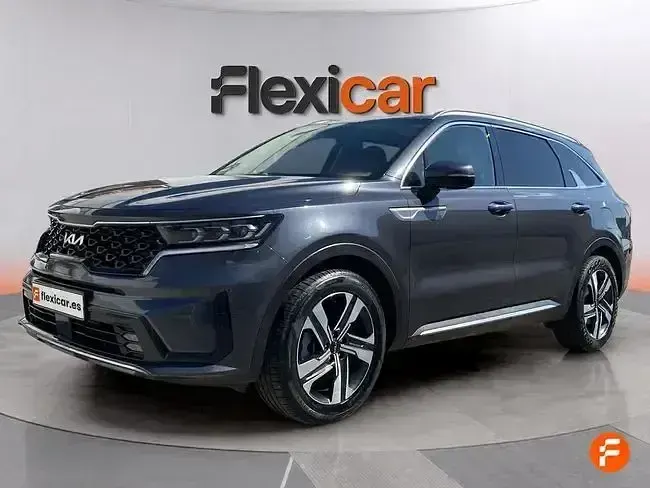 Usado Kia Sorento Plus 230 CV (169 kW) 2024 Gris SUV