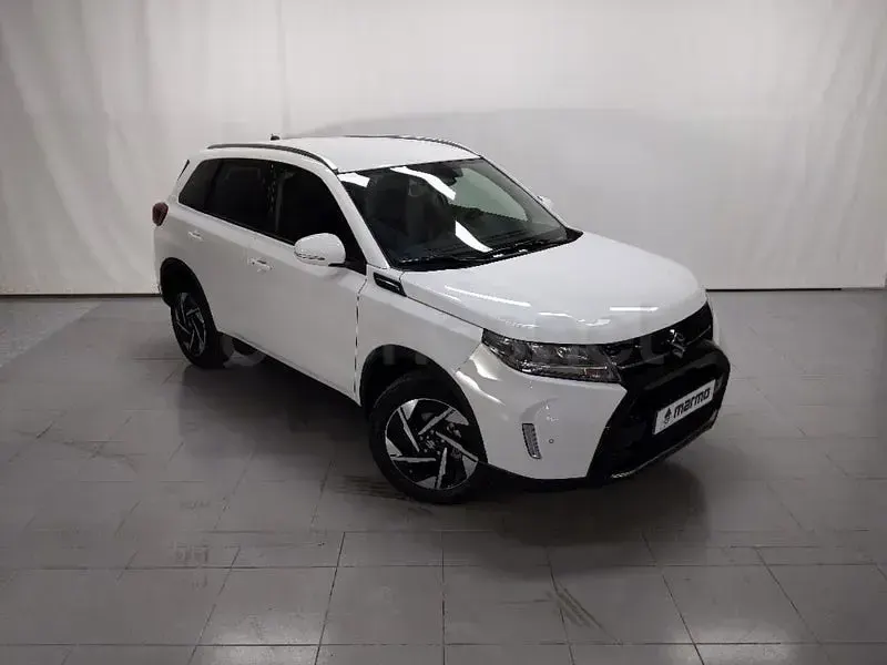 Nuevo Suzuki Vitara 110 CV (80 kW) 2026 Blanco SUV
