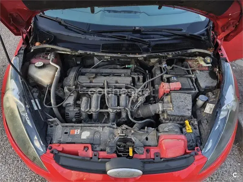 Usado Ford Fiesta Ambiente 60 CV (44 kW) 2009 Rojo Berlina