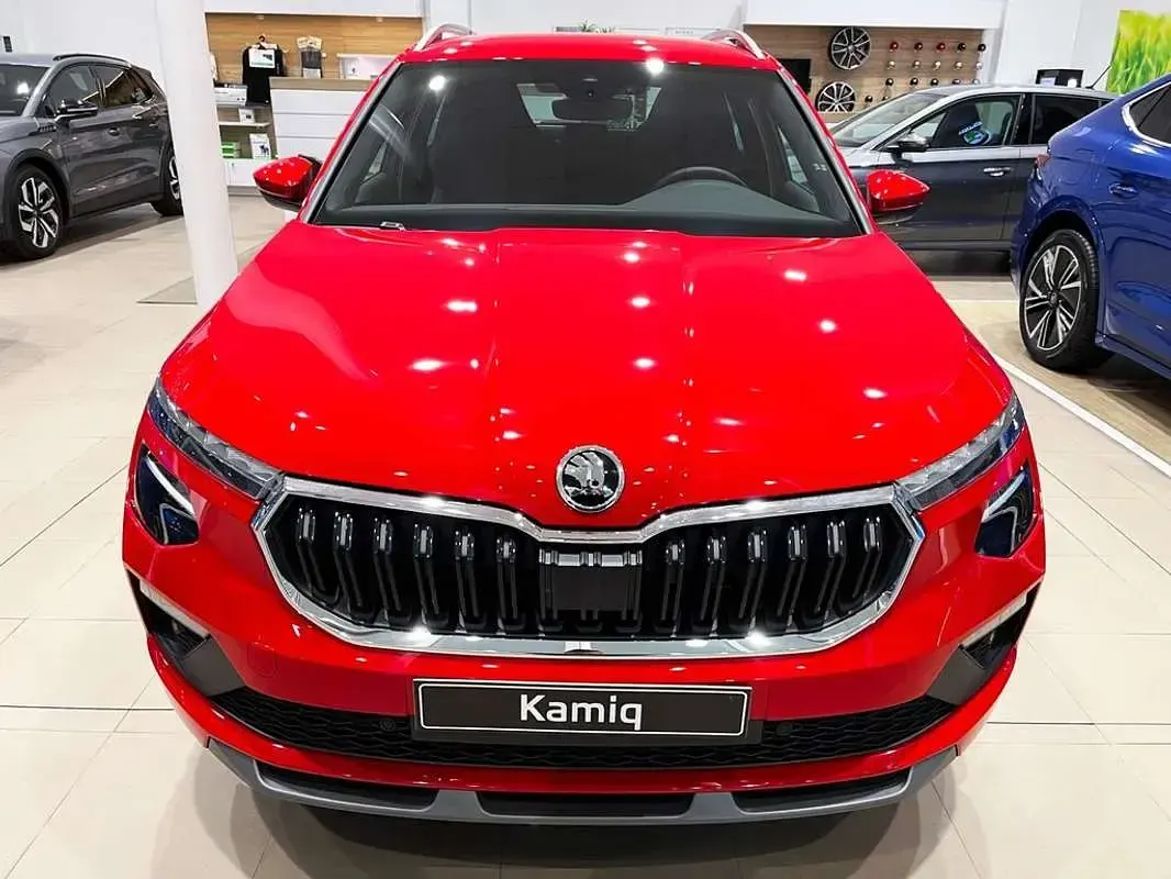 Nuevo Skoda Kamiq 116 CV (85 kW) 2026 Rojo SUV