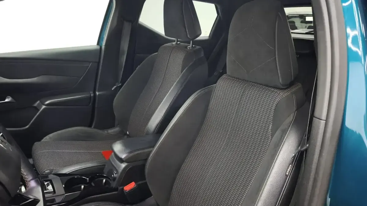Usado DS Automobiles DS3 Crossback Performance 131 CV (96 kW) 2022 Azul SUV