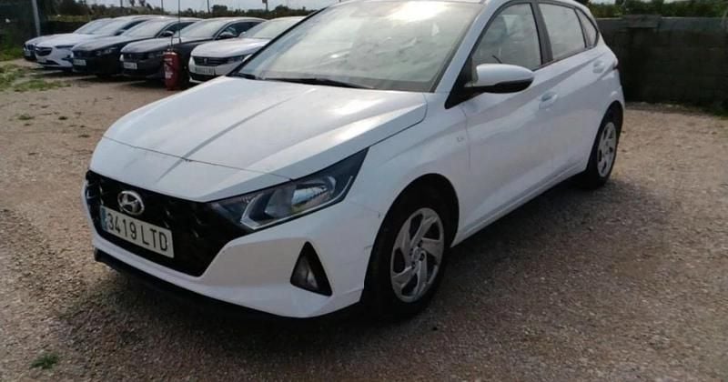 Usado Hyundai i20 100 CV (73 kW) 2021 Utilitario