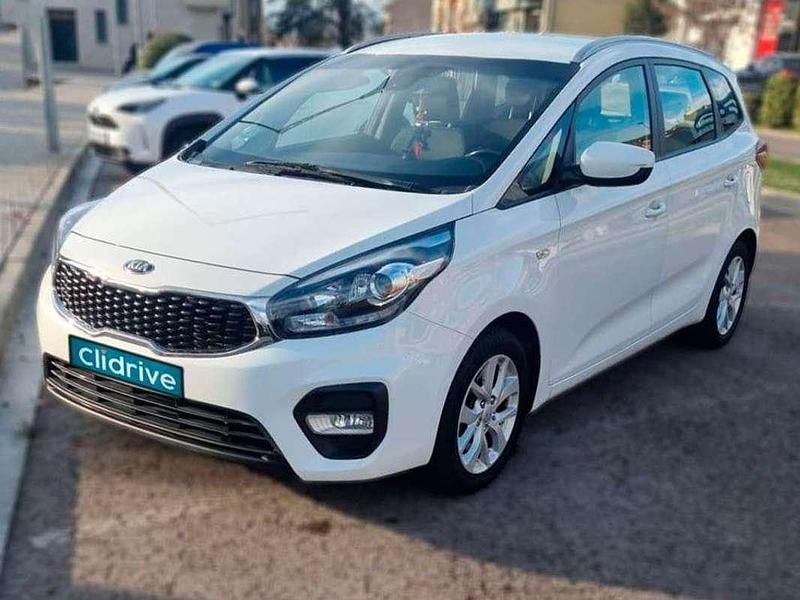Usado Kia Carens 135 CV (99 kW) 2017 Blanco Monovolumen