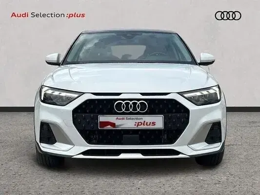 Usado Audi A1 Comfort 95 CV (69 kW) 2022 Blanco SUV