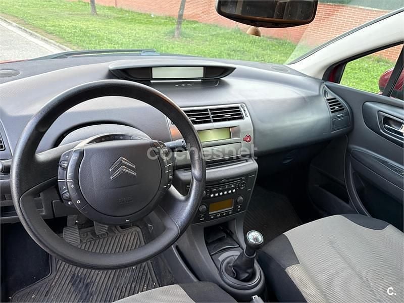 Usado Citroën C4 90 CV (66 kW) 2009 Rojo Berlina