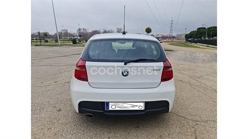 Usado BMW 118 M Sport 143 CV (105 kW) 2009 Blanco Utilitario