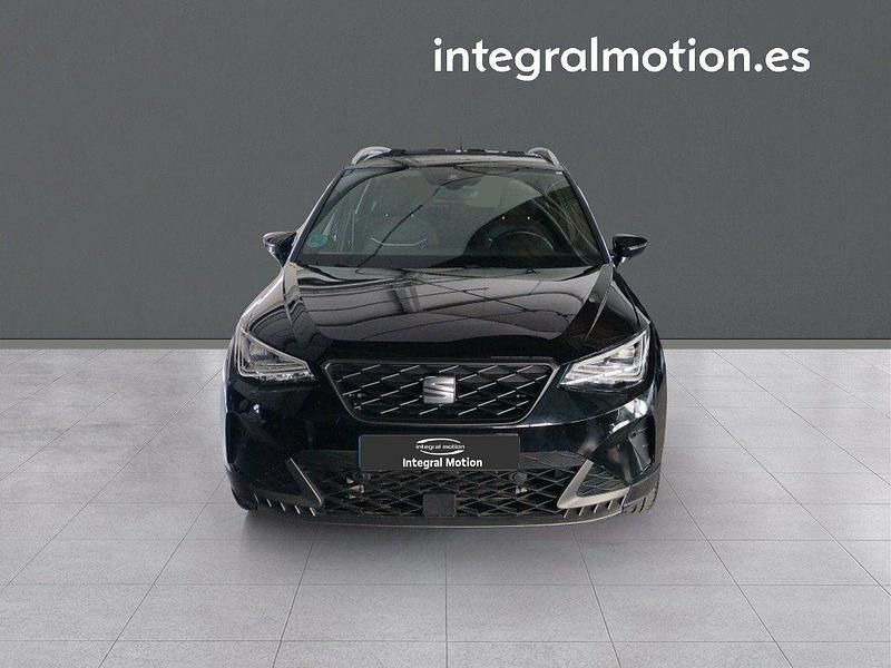 Usado Seat Arona FR 115 CV (84 kW) 2024 Negro SUV