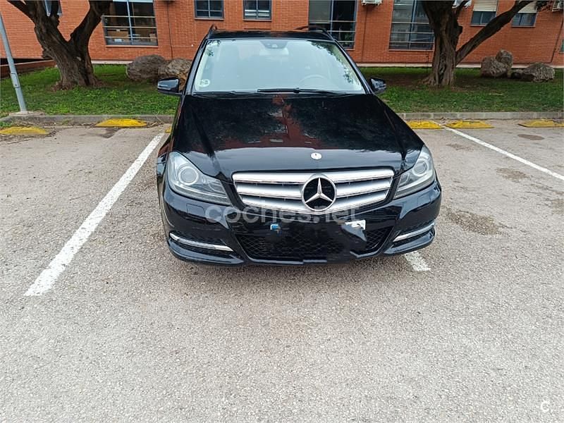 Usado Mercedes C250 204 CV (150 kW) 2012 Negro Familiar