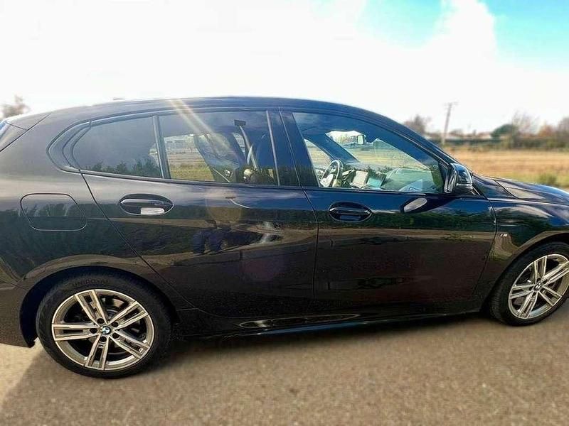 Usado BMW 120 Performance 190 CV (139 kW) 2021 Negro Utilitario