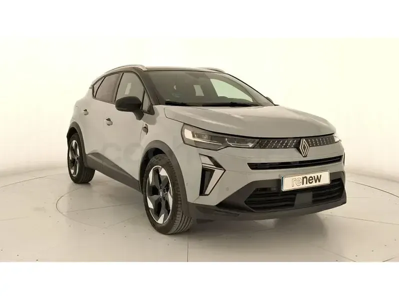 Usado Renault Captur Techno 100 CV (73 kW) 2025 Gris / plata SUV