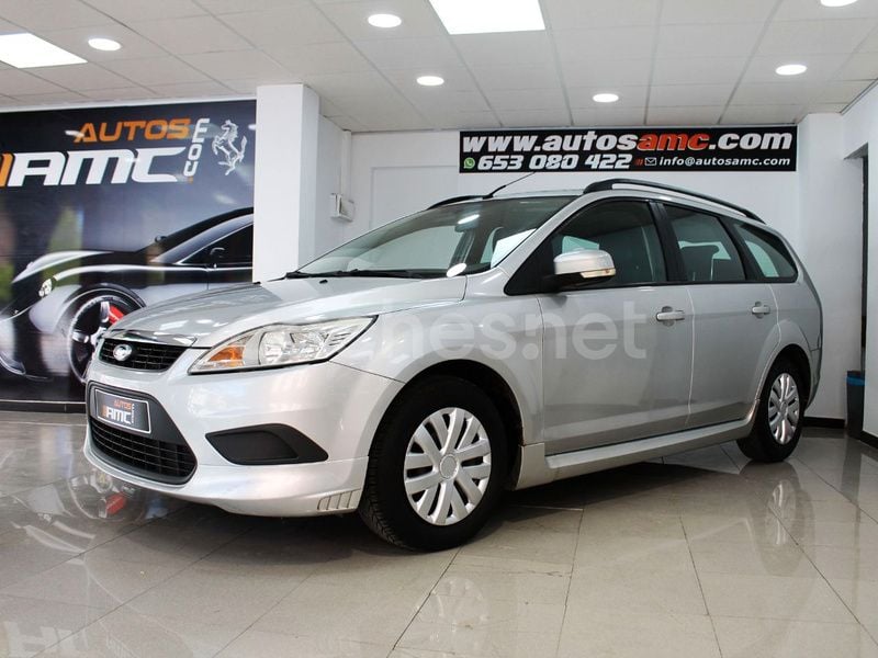 Gris / plata Usado 2009 Ford Focus Business Edition Familiar | 4499 € (Precio justo) - Imagen 1/4