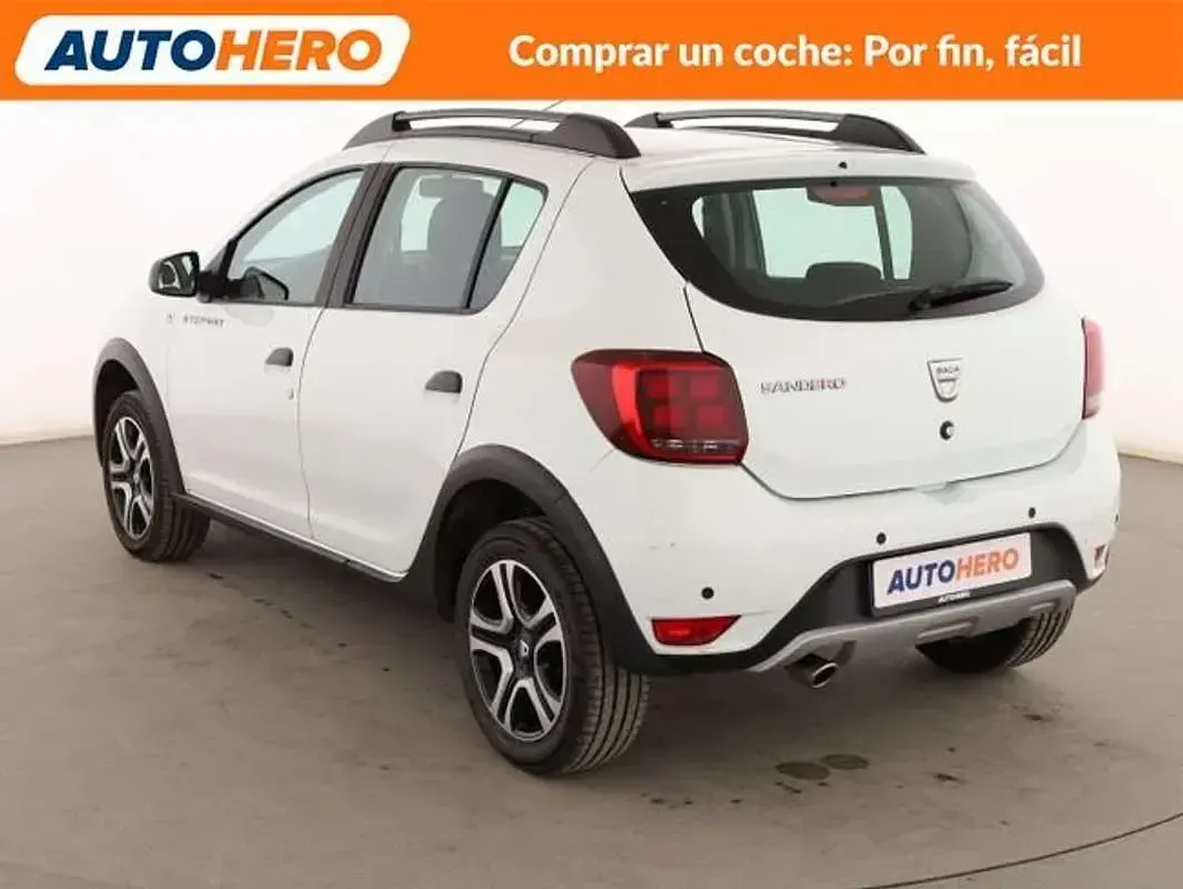 Usado Dacia Sandero Stepway 90 CV (66 kW) 2020 Blanco Utilitario