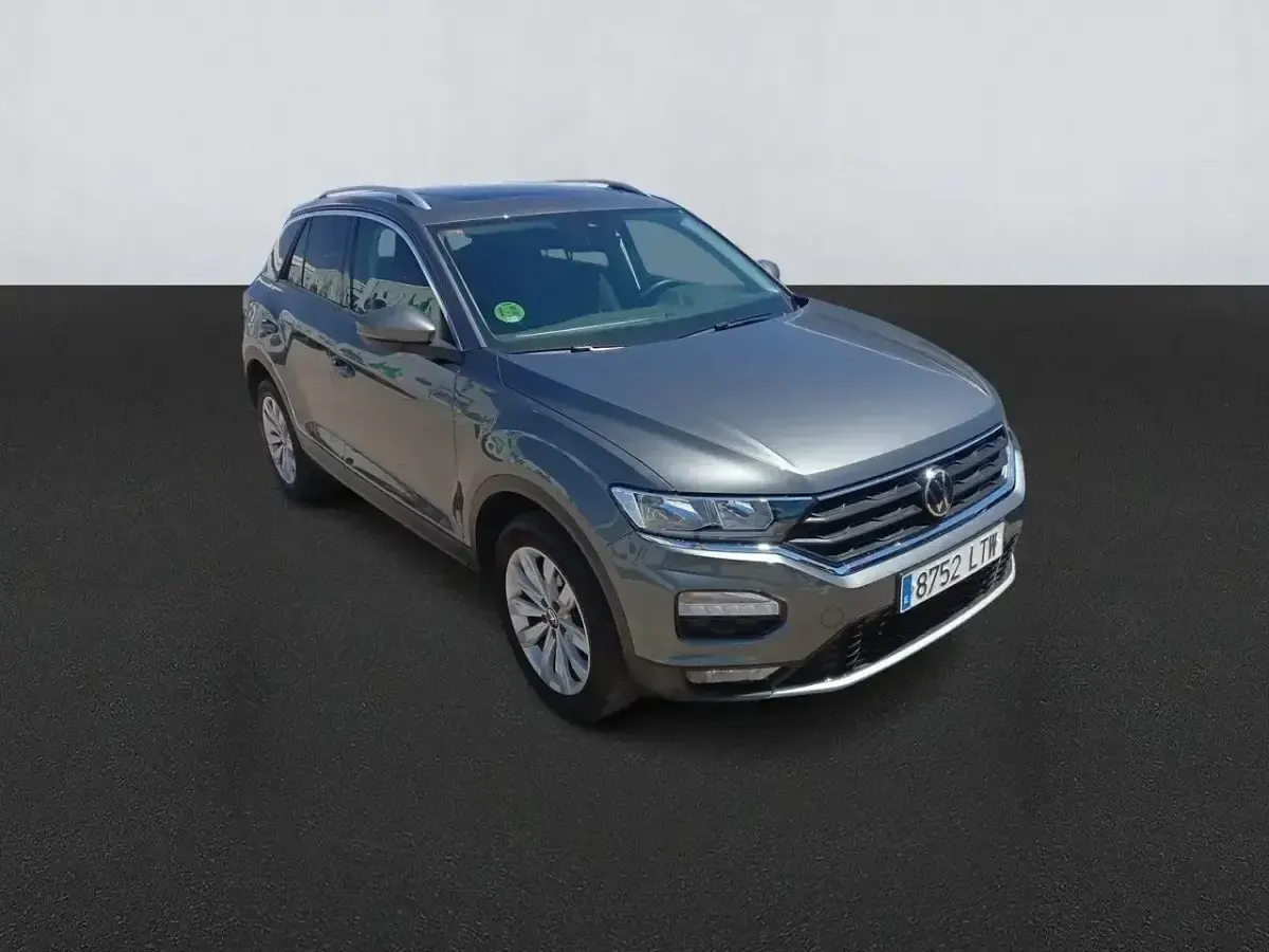 Usado VW T-Roc Advance 116 CV (85 kW) 2021 Gris SUV