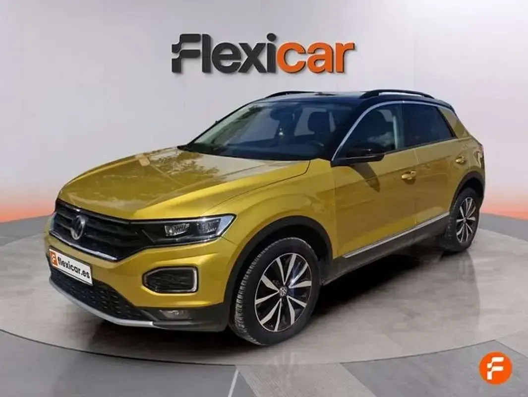 Usado VW T-Roc Advance 116 CV (85 kW) 2018 Amarillo SUV