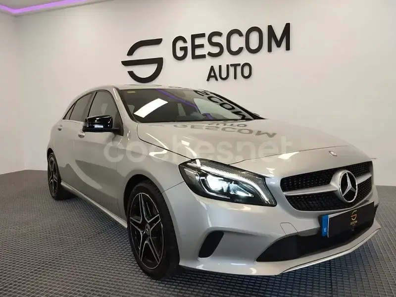 Usado Mercedes A200 AMG line 136 CV (100 kW) 2016 Gris / plata Berlina