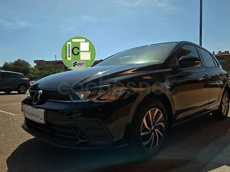 Usado VW Polo Life 95 CV (69 kW) 2022 Negro Utilitario