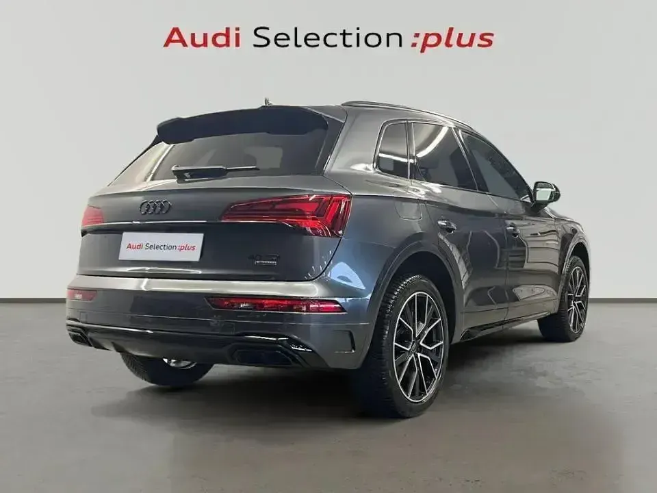 Usado Audi Q5 204 CV (150 kW) 2024 Gris SUV