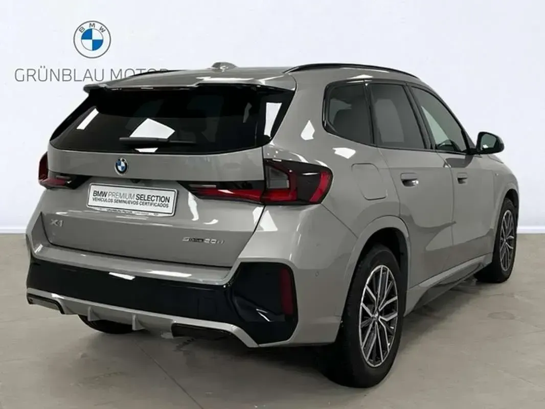Używany BMW X1 Comfort Edition 163 KM (119 kW) 2024 Srebrny SUV