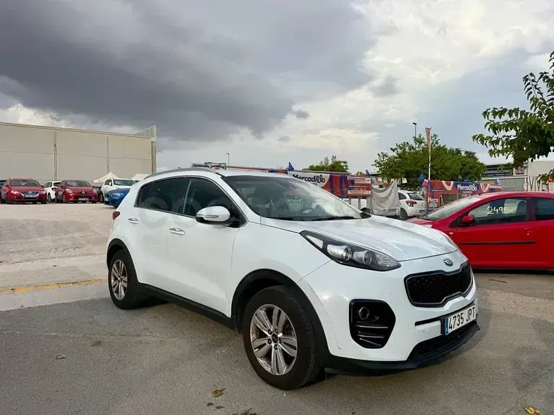 Usado Kia Sportage 141 CV (103 kW) 2017 Blanco SUV