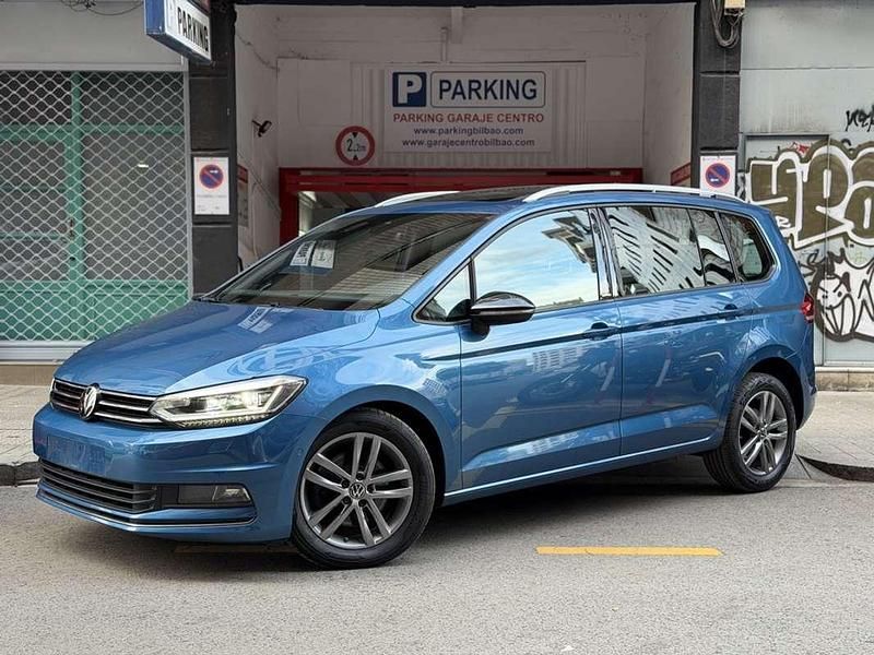 Azul Usado 2021 VW Touran Sportline Monovolumen | 25.495 € (Un poco caro) - Imagen 1/4