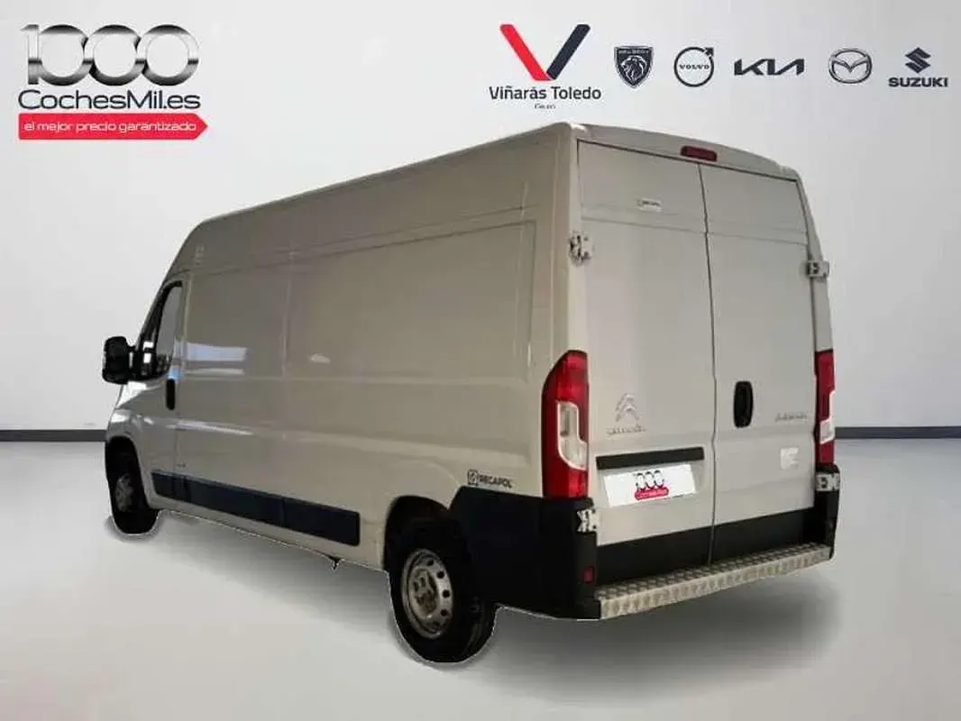 Usado Citroën Jumper 140 CV (102 kW) 2021 Blanco Monovolumen