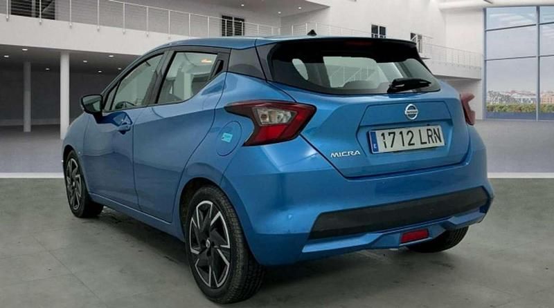 Usado Nissan Micra Acenta 92 CV (67 kW) 2021 Azul Berlina
