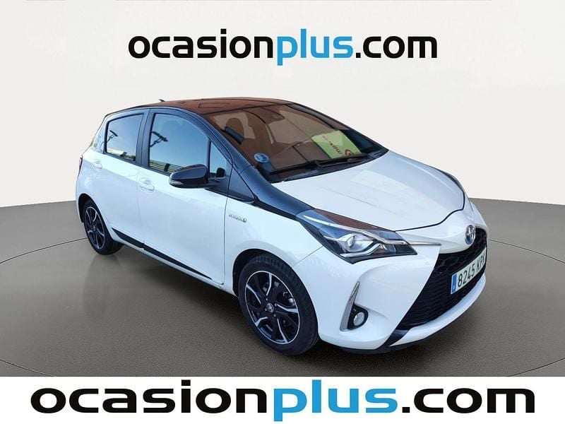 Usado Toyota Yaris Hybrid 100 CV (73 kW) 2018 Blanco Utilitario
