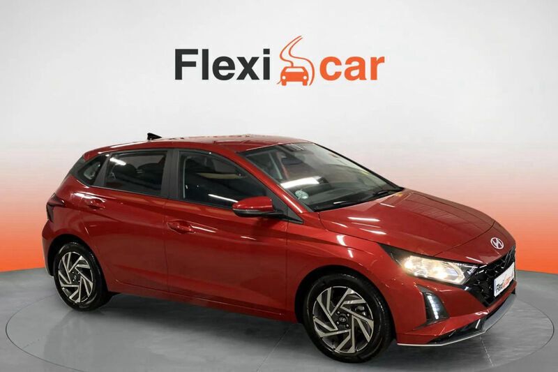 Rojo Usado 2024 Hyundai i20 Berlina | 14.290 € (Super precio) - Imagen 1/4