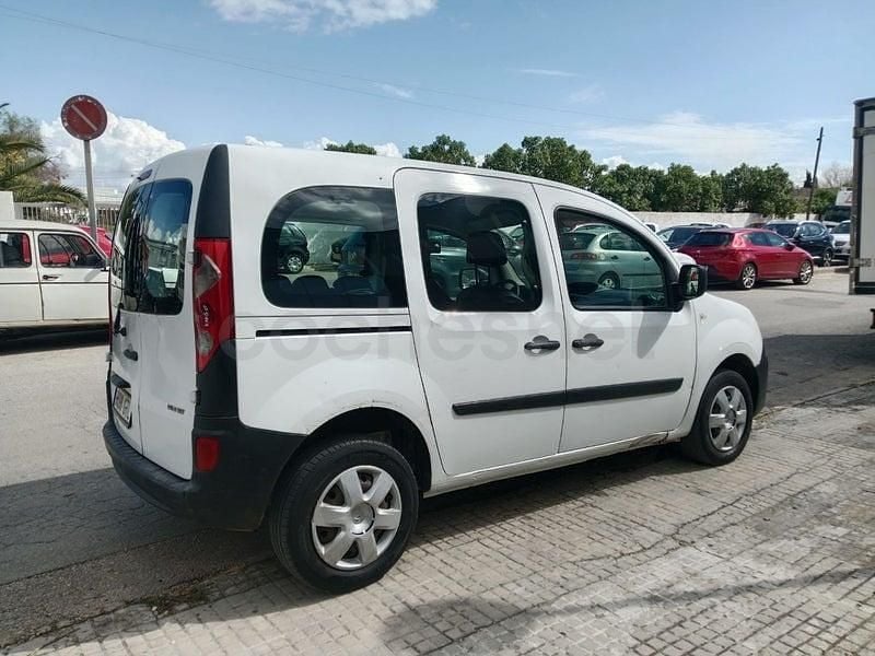 Usado Renault Kangoo 70 CV (51 kW) 2009 Blanco Familiar