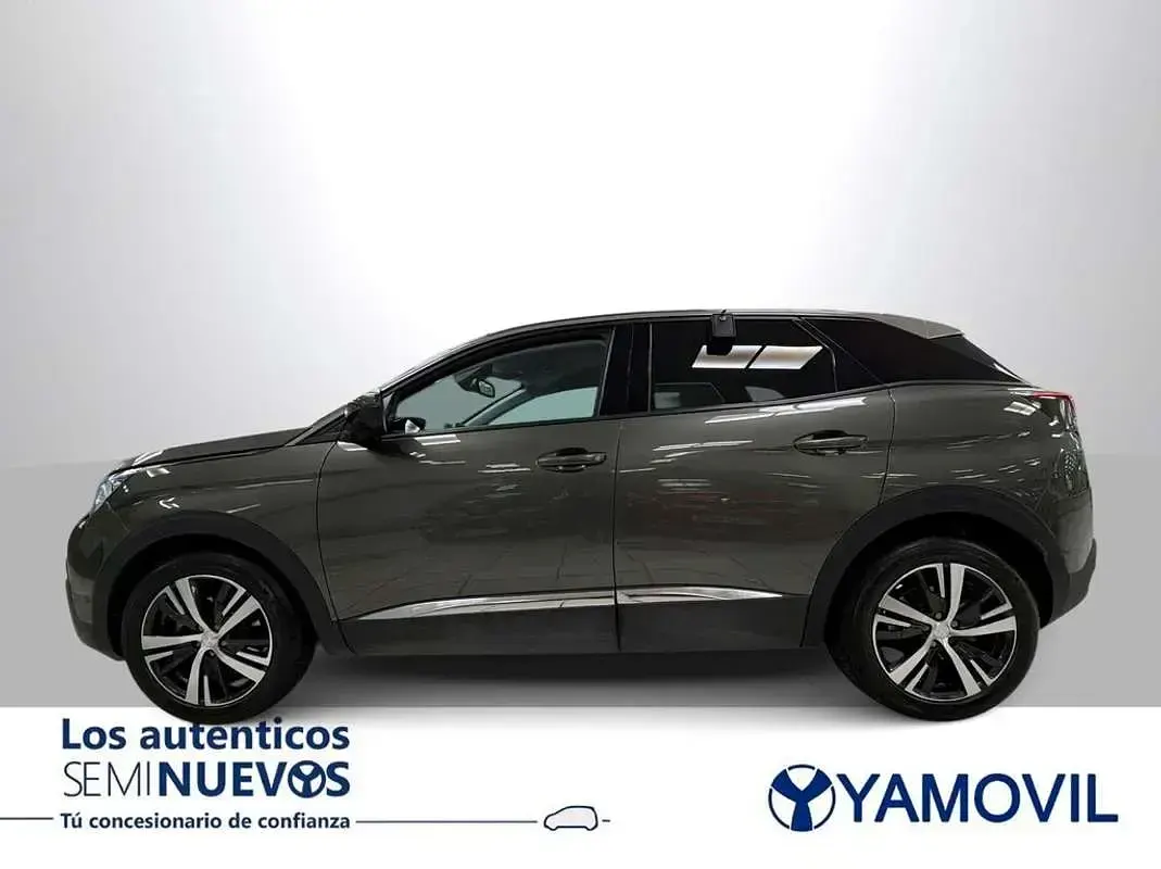 Usado Peugeot 3008 Allure 131 CV (96 kW) 2019 Gris SUV
