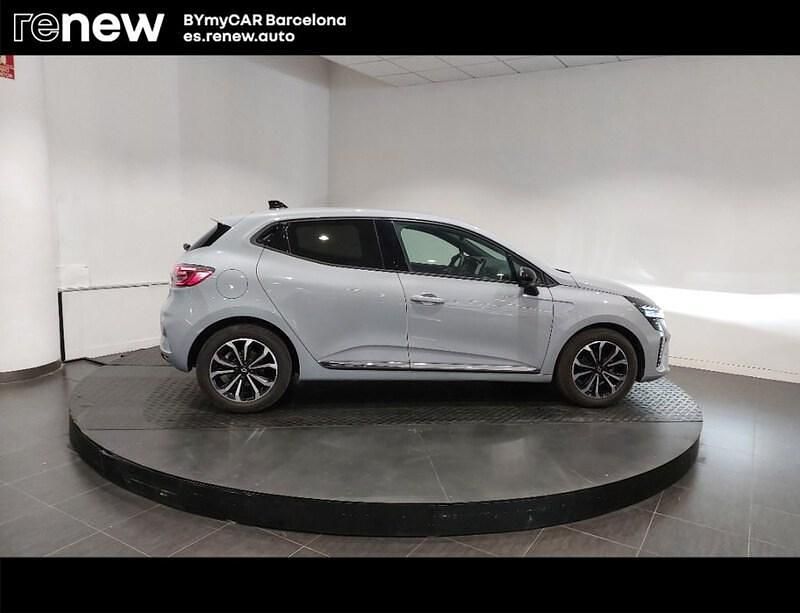 Usado Renault Clio V Techno 100 CV (73 kW) 2025 Gris Berlina