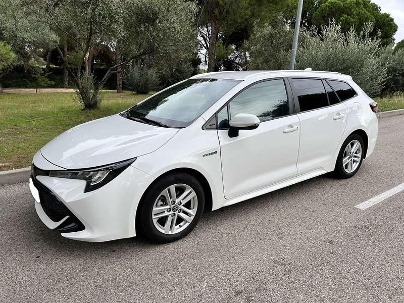 Blanco Usado 2022 Toyota Corolla Active Familiar | 20.990 € (Precio justo) - Imagen 1/4