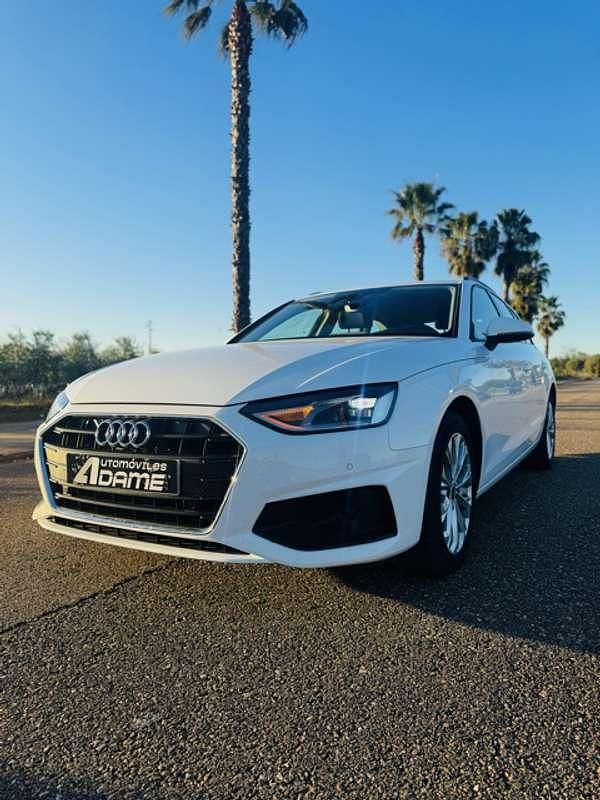 Usado Audi A4 Advanced 163 CV (119 kW) 2022 Blanco Familiar