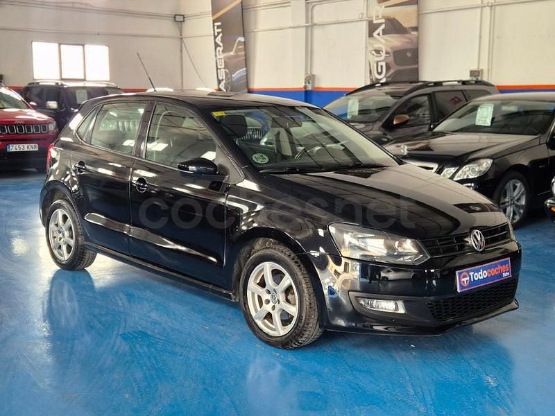 Usado VW Polo Advance 105 CV (77 kW) 2011 Negro Utilitario