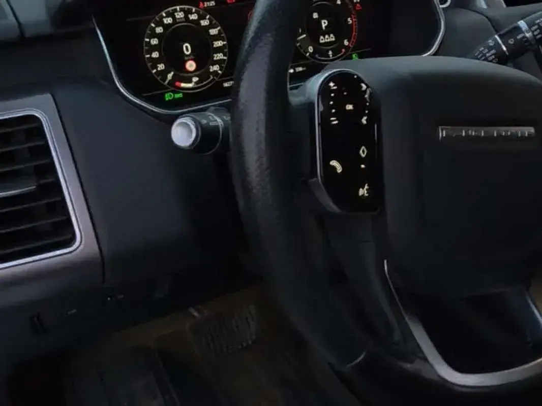 Usado Land Rover Range Rover Sport HSE Dynamic 252 CV (185 kW) 2019 Blanco SUV