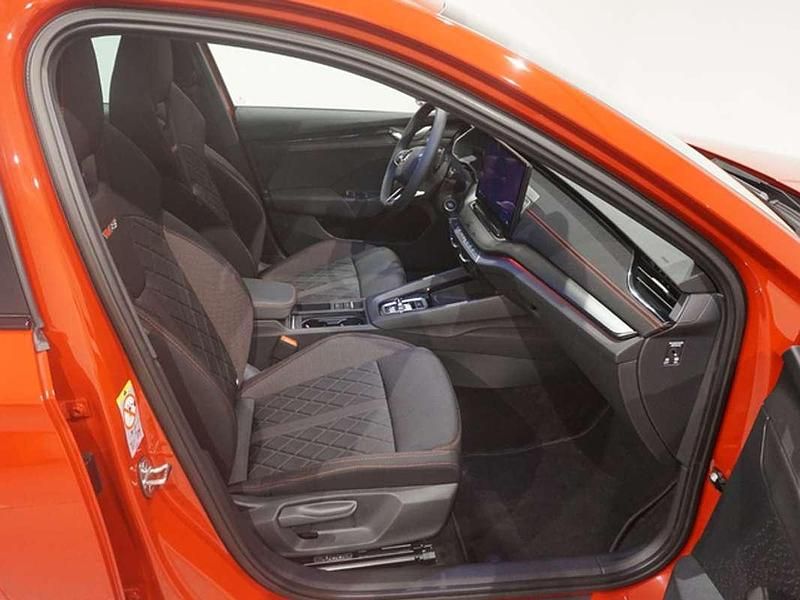 Nuevo Skoda Octavia RS 265 CV (194 kW) 2025 Rojo Familiar