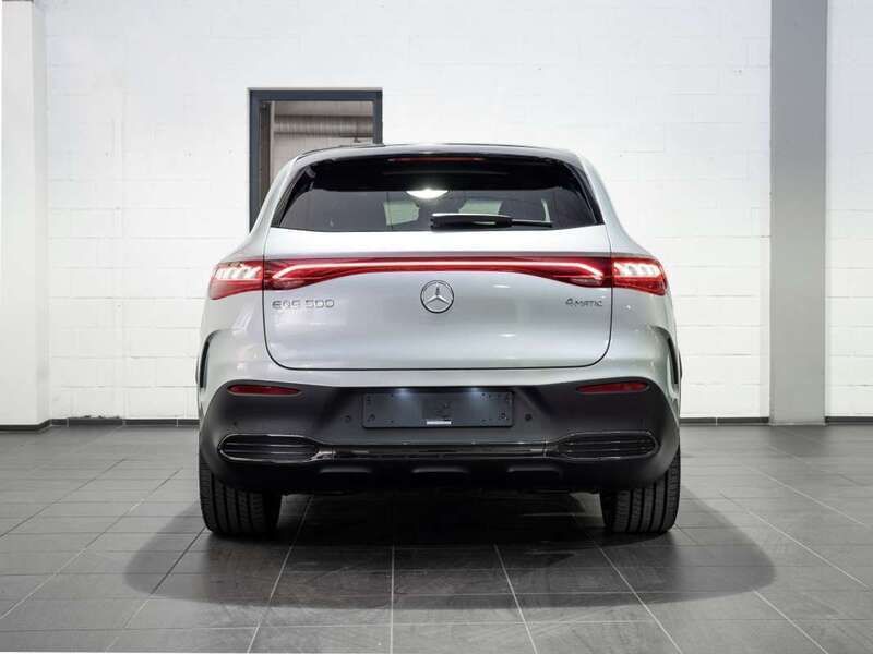Usado Mercedes EQE500 300 kW (408 CV) 2024 Plateado SUV