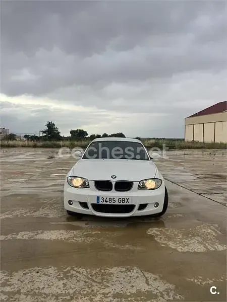 Usado BMW 118 143 CV (105 kW) 2008 Blanco Utilitario