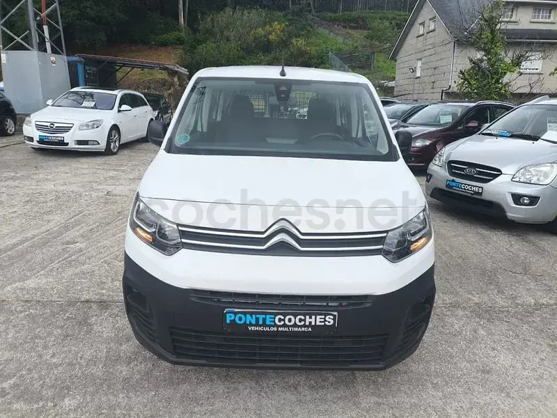 Usado Citroën e-Berlingo Live 102 CV (75 kW) 2021 Blanco Monovolumen