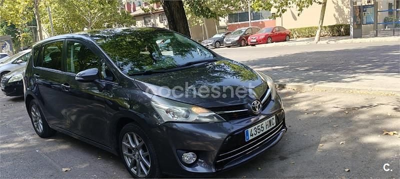 Gris / plata Usado 2014 Toyota Verso Advance Monovolumen | 8900 € (Buen precio) - Imagen 1/4