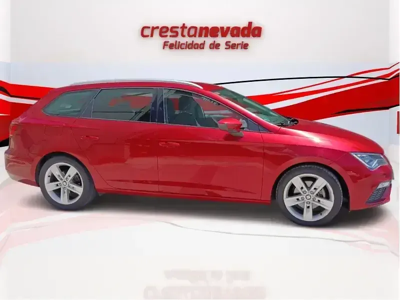 Usado Seat Leon FR 150 CV (110 kW) 2019 Rojo