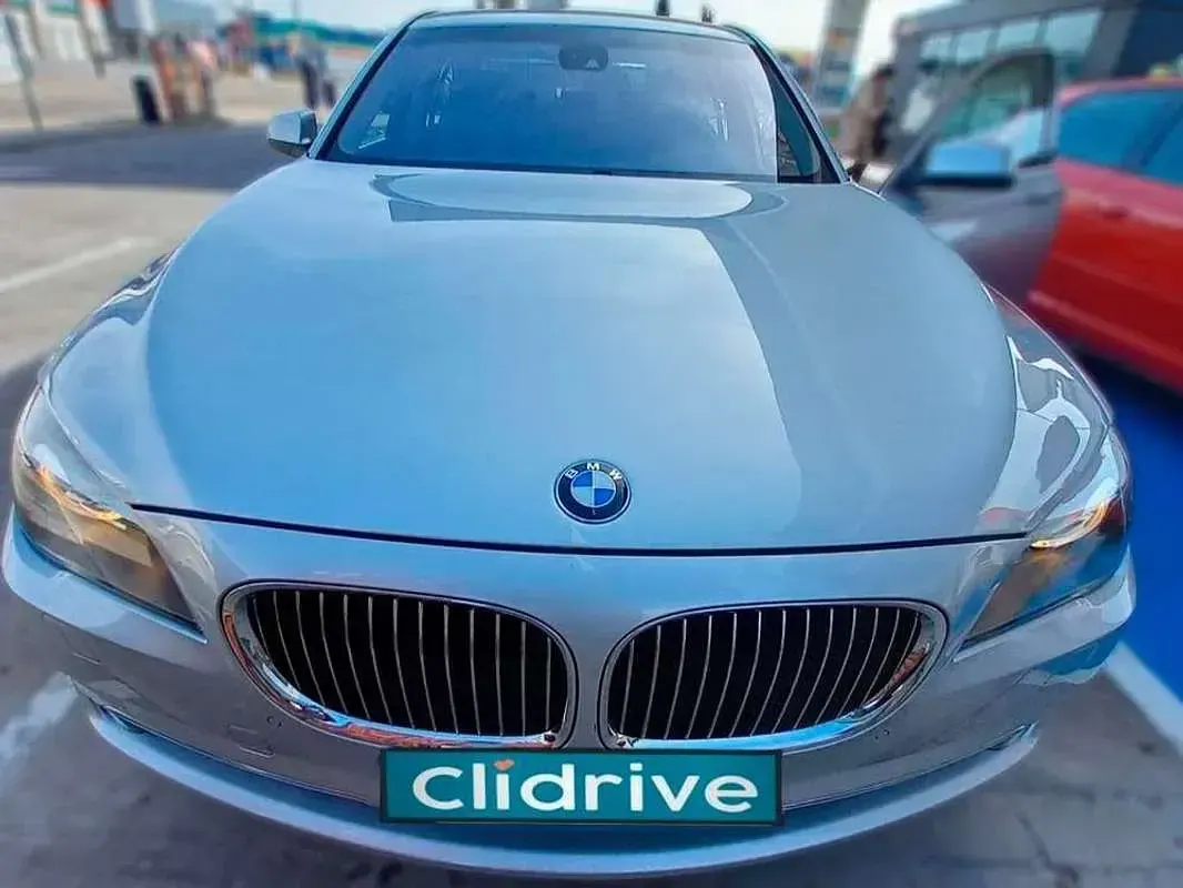 Usado BMW 750 Comfort Edition 408 CV (300 kW) 2011 Gris Berlina