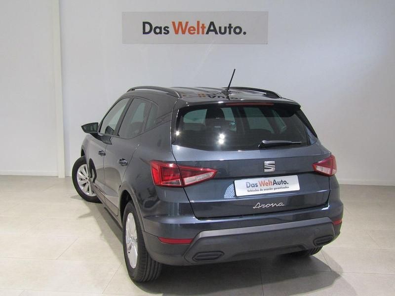 Usado Seat Arona Style 115 CV (84 kW) 2025 Gris SUV