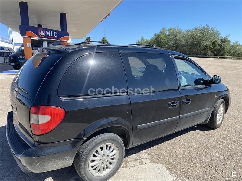 Usado Chrysler Voyager 143 CV (105 kW) 2007 Negro Monovolumen
