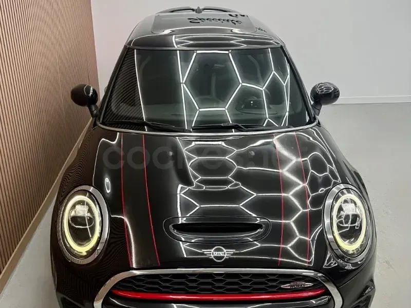 Usado Mini John Cooper Works 231 CV (169 kW) 2020 Negro Utilitario