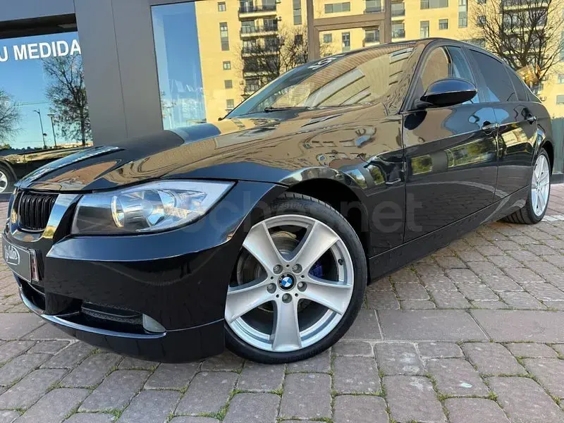 Usado BMW 318 129 CV (94 kW) 2007 Negro Berlina